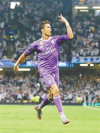 態度稱讚了 態度稱讚了